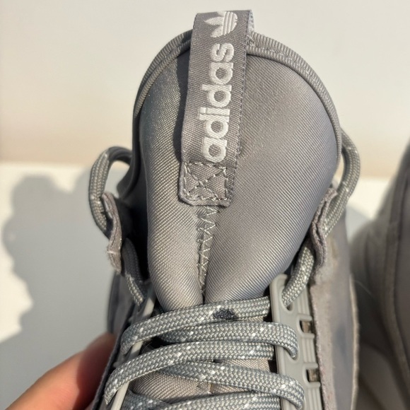 Grey Adidas Tubular Sneakers Size  9 - Picture 5 of 15